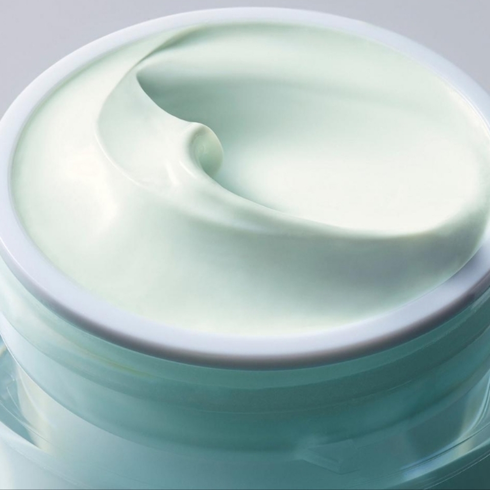 Estee Lauder DayWear Protection Antioxidant Moisture Cream, SPF 15, 0.5oz, NIB - Picture 2 of 9